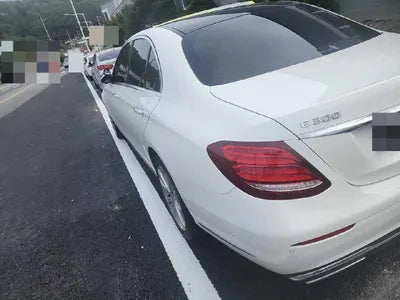 2019 Mercedes-Benz E 300 WDDZF4JB7KA640142 VIN:WDDZF4JB7KA640142