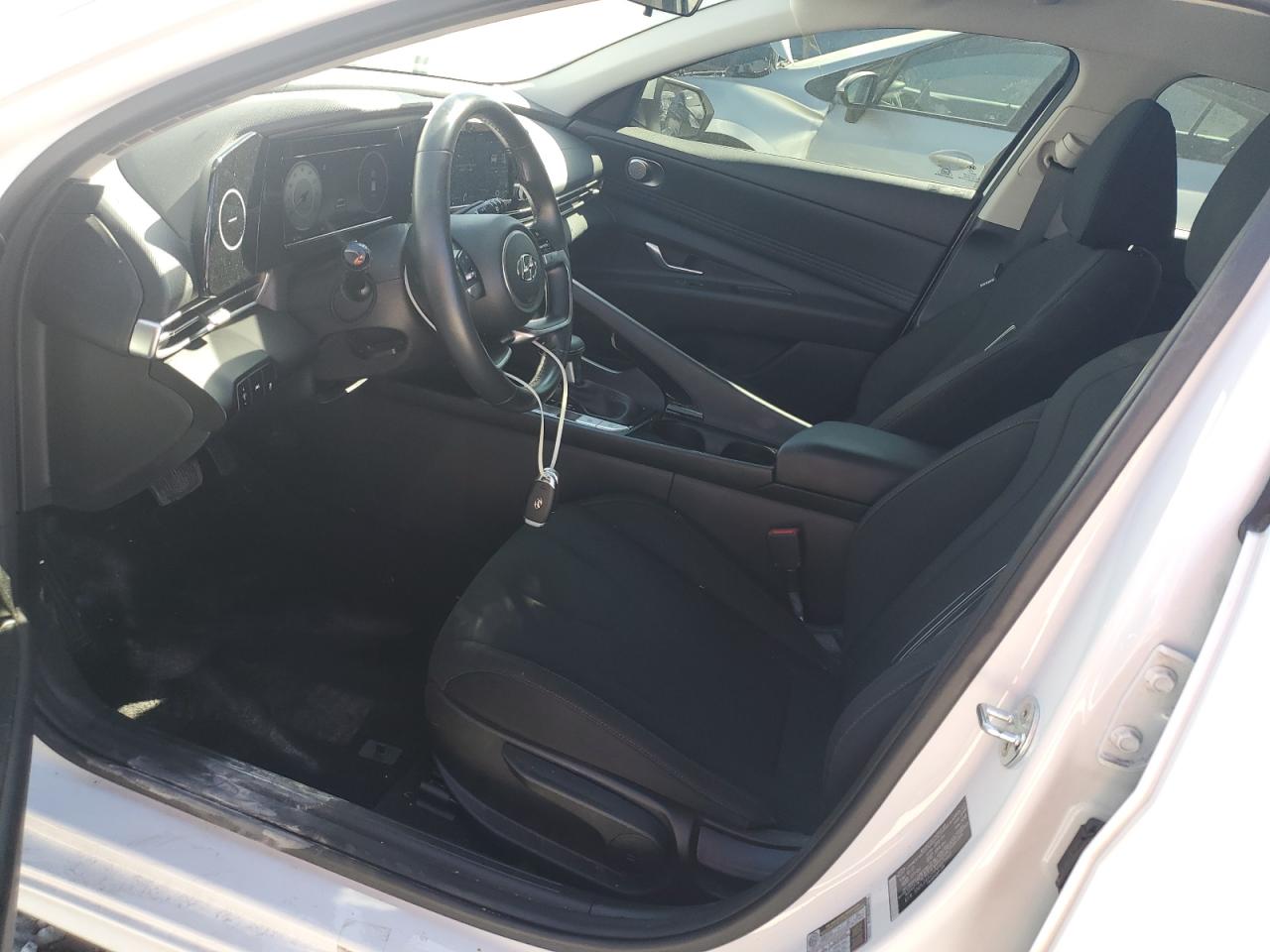 2022 HYUNDAI ELANTRA SEL VIN:5NPLS4AGXNH079360