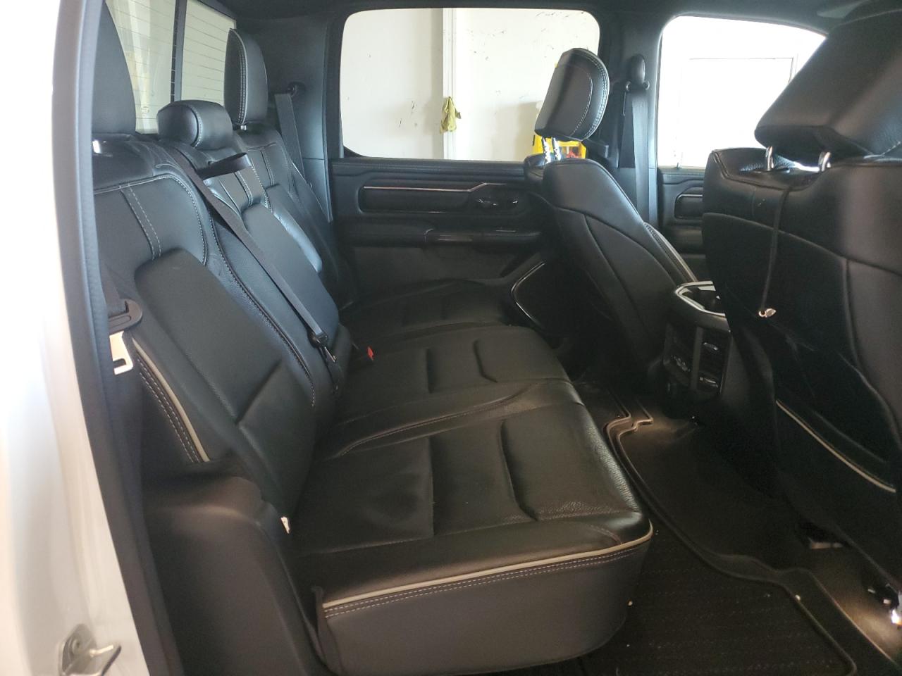 2023 RAM 1500 LIMITED VIN:1C6SRFPT8PN586582