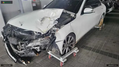 2016 Mercedes-Benz E 220 WDDZF0EB4HA088384 VIN:WDDZF0EB4HA088384