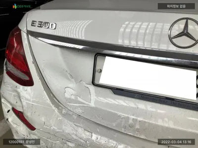 2019 Mercedes-Benz E 300 WDDZF4KB4KA672450 VIN:WDDZF4KB4KA672450