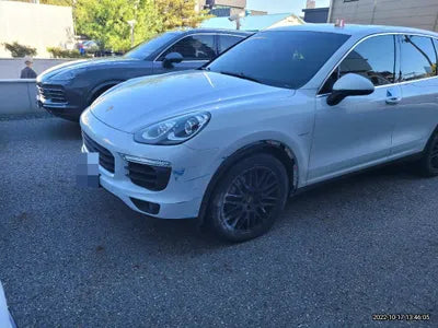 2015 Porsche Cayenne VIN: