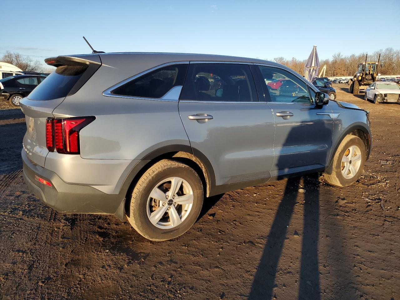 2022 KIA SORENTO LX VIN:5XYRGDLC0NG116414