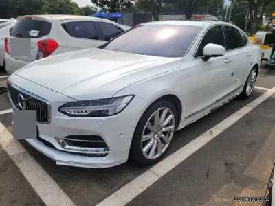 2017 Volvo S90 VIN: