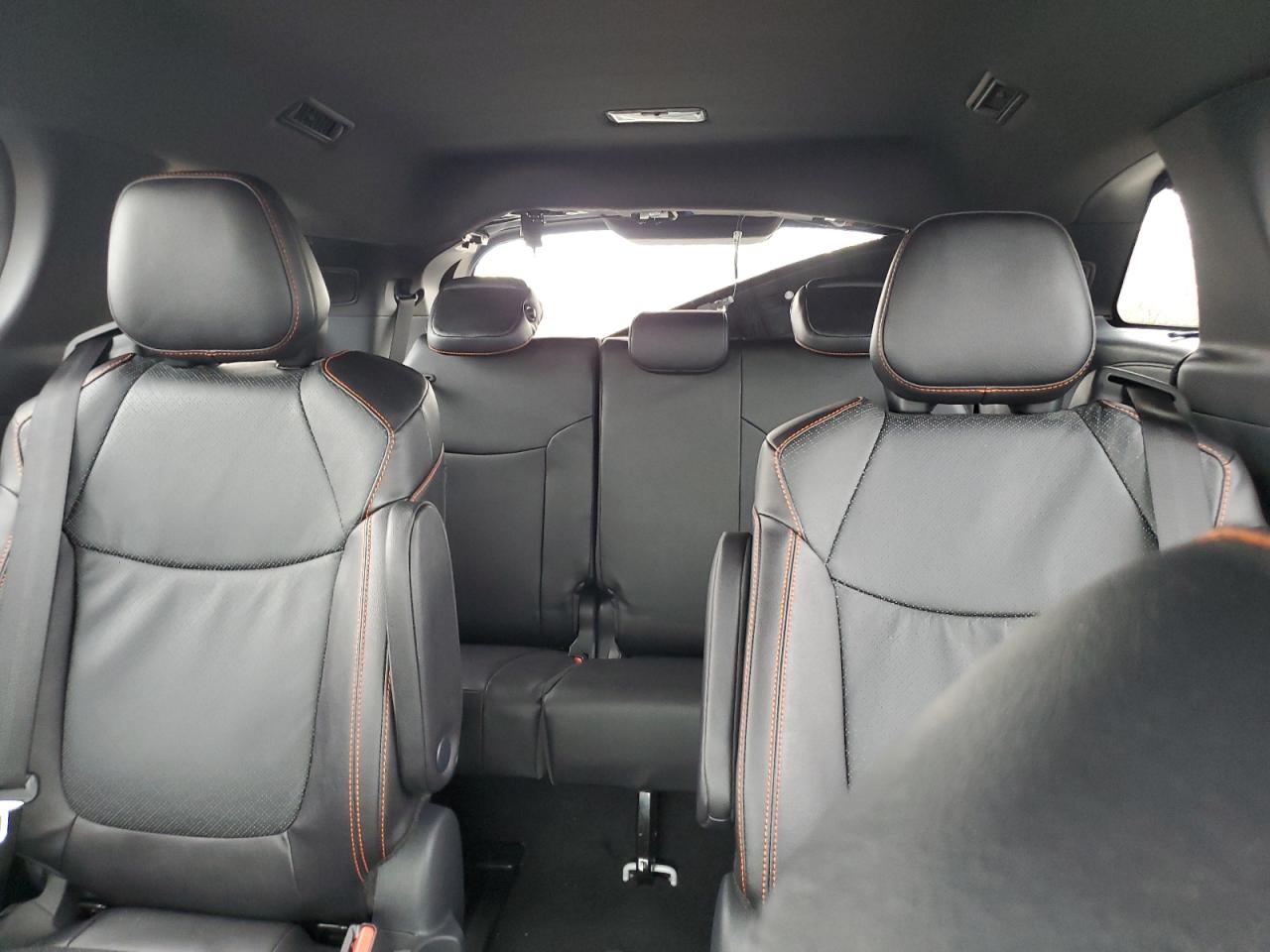 2024 TOYOTA SIENNA XSE VIN:5TDCRKEC0RS213915