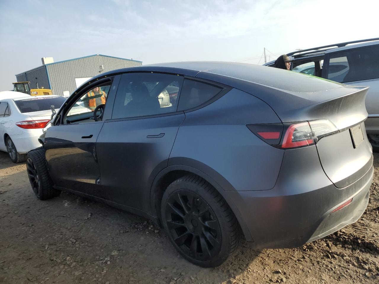 2023 TESLA MODEL Y  VIN:7SAYGAEE2PF910062