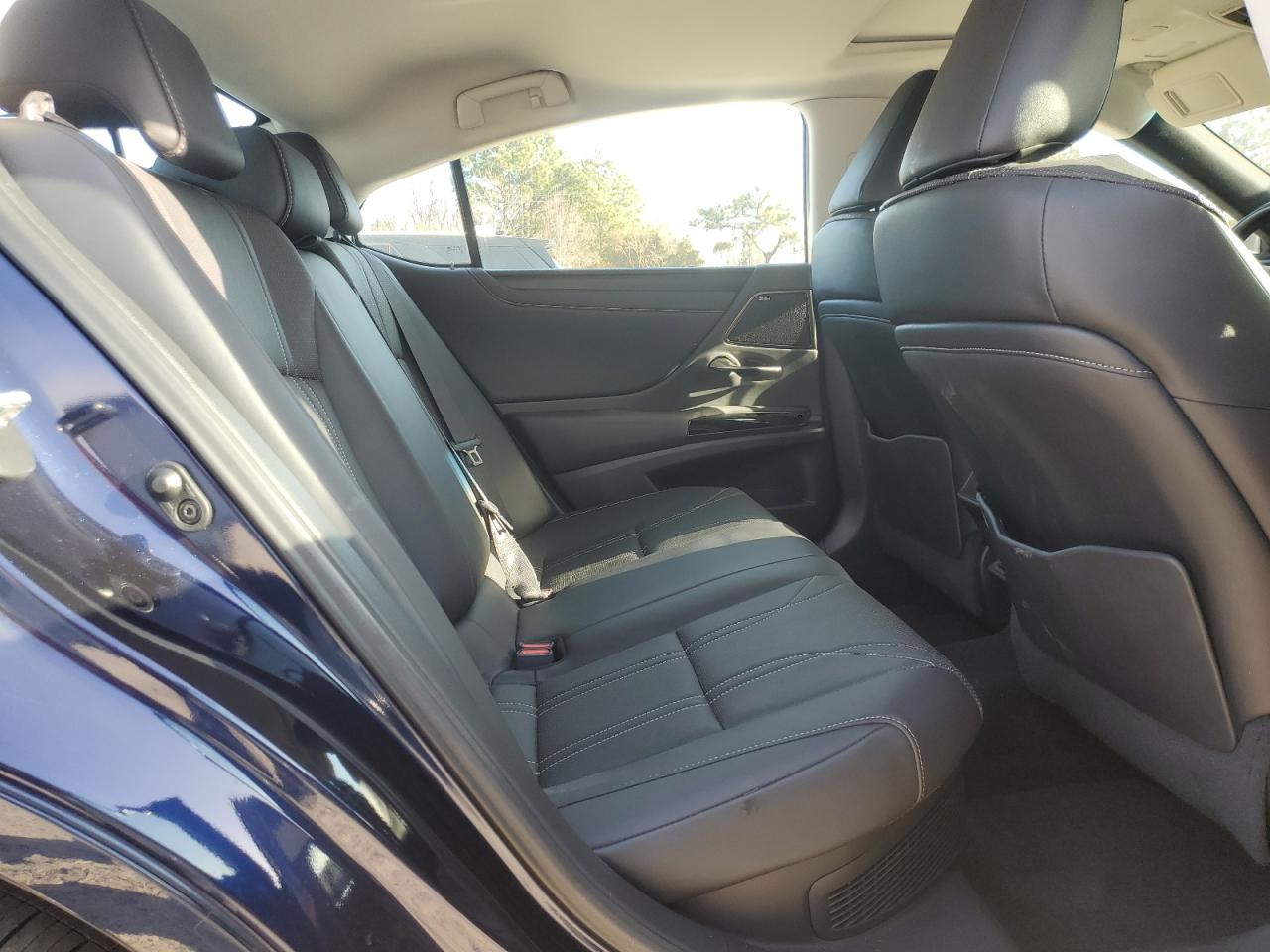 2022 LEXUS ES 300H BASE VIN:58AEA1C14NU017563
