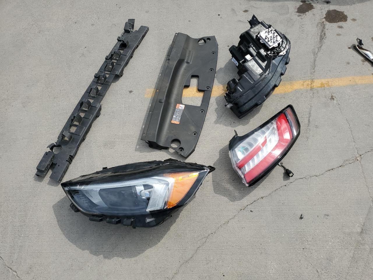 2022 FORD EDGE TITANIUM VIN:2FMPK4K92NBB03997