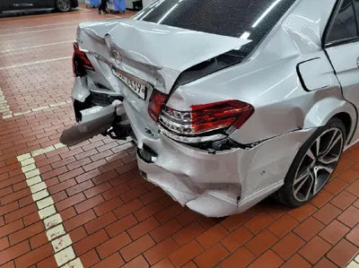 2015 Mercedes-Benz E 220 WDDHF0AB4FB168115 VIN:WDDHF0AB4FB168115