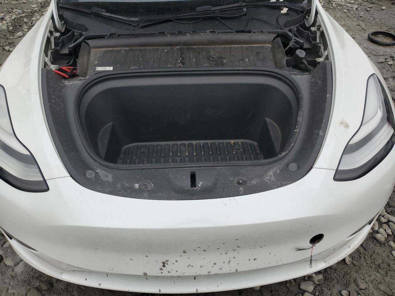 2022 TESLA MODEL Y  VIN:7SAYGDEE5NF310070