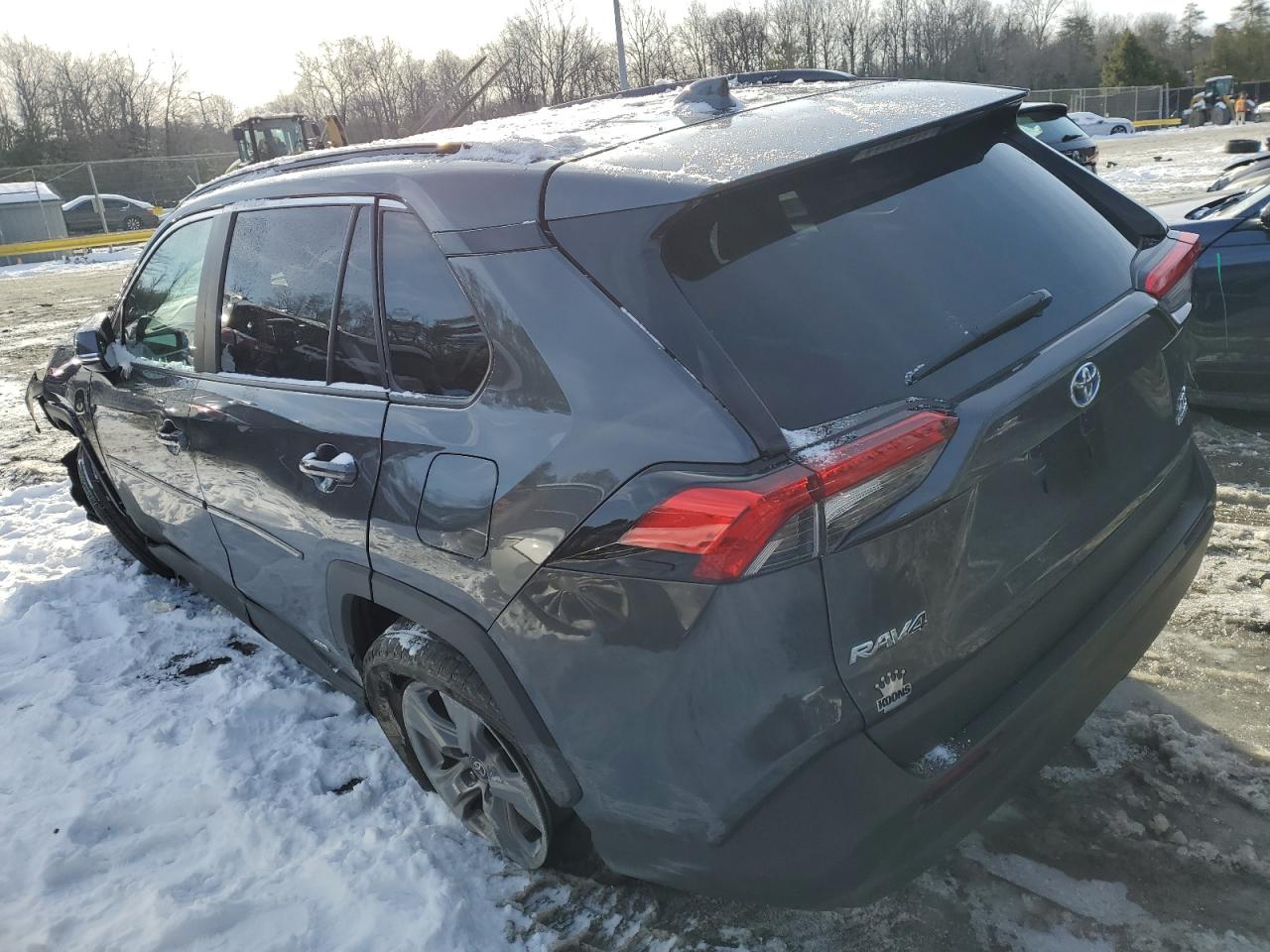 2024 TOYOTA RAV4 XLE VIN:2T3RWRFV2RW239863