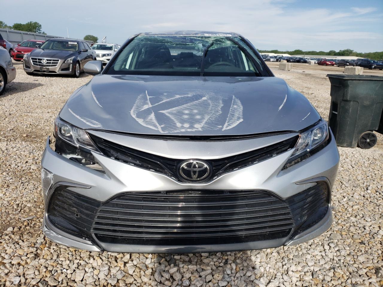 2022 TOYOTA CAMRY LE VIN:4T1C11AK7NU672195