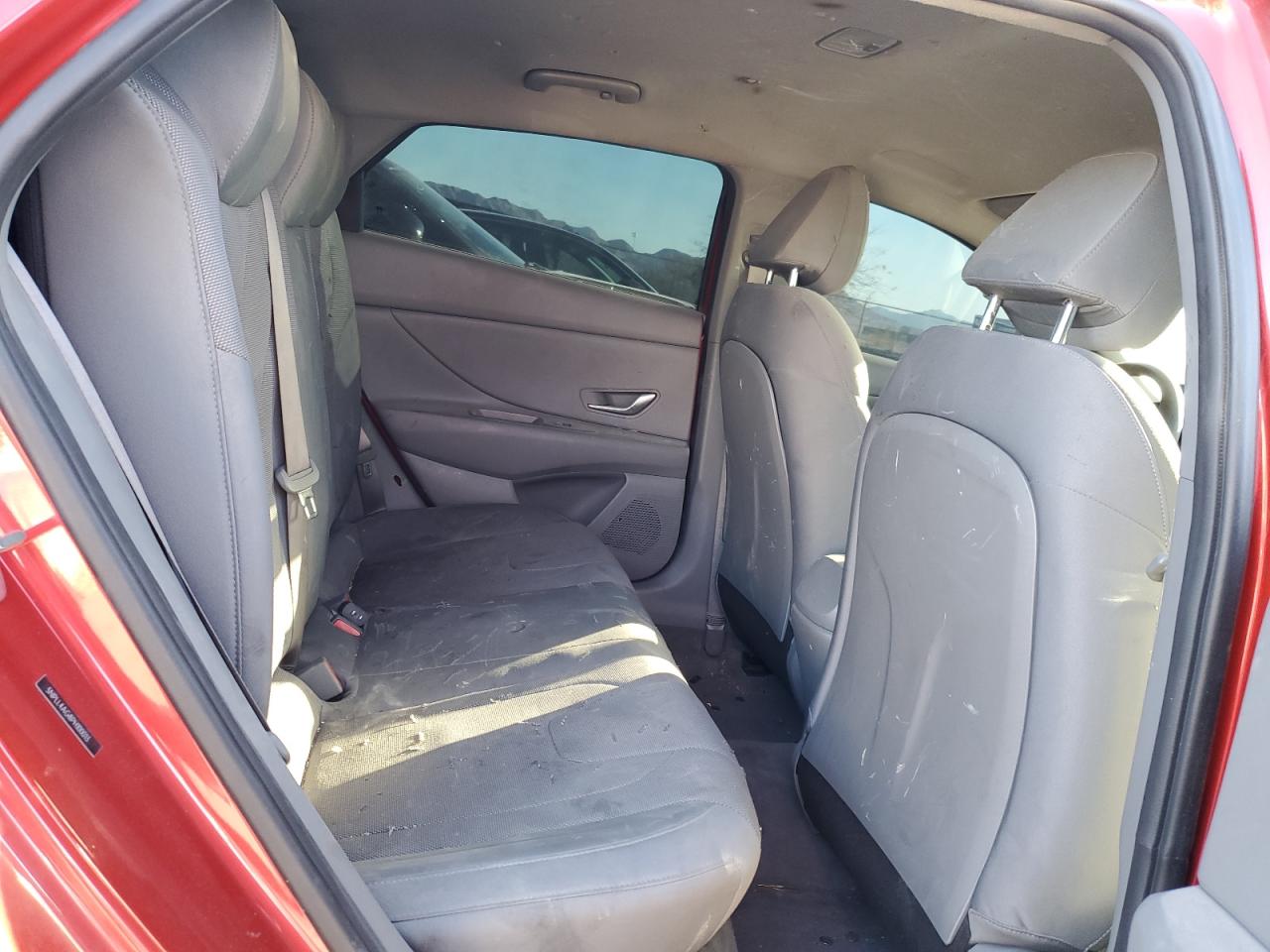 2023 HYUNDAI ELANTRA SE VIN:5NPLL4AG8PH100013
