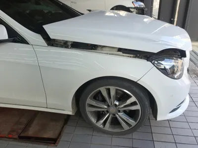 2015 Mercedes-Benz E 300 VIN: