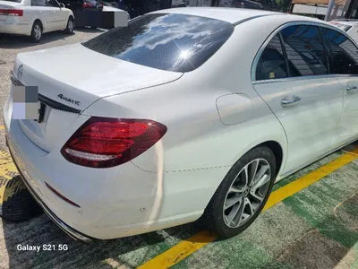 2019 Mercedes-Benz E 300 VIN: