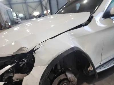 2019 Mercedes-Benz GLC 300 VIN: