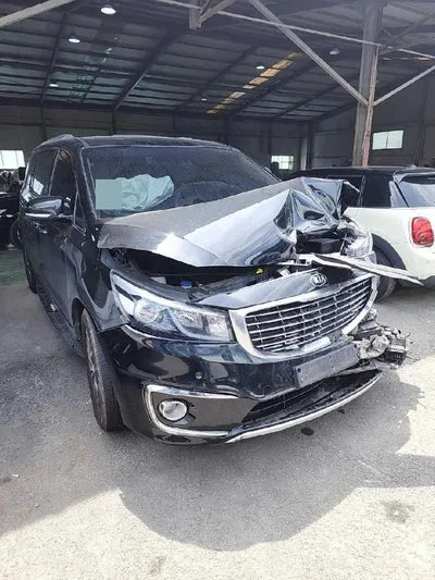 2017 Kia Carnival VIN: