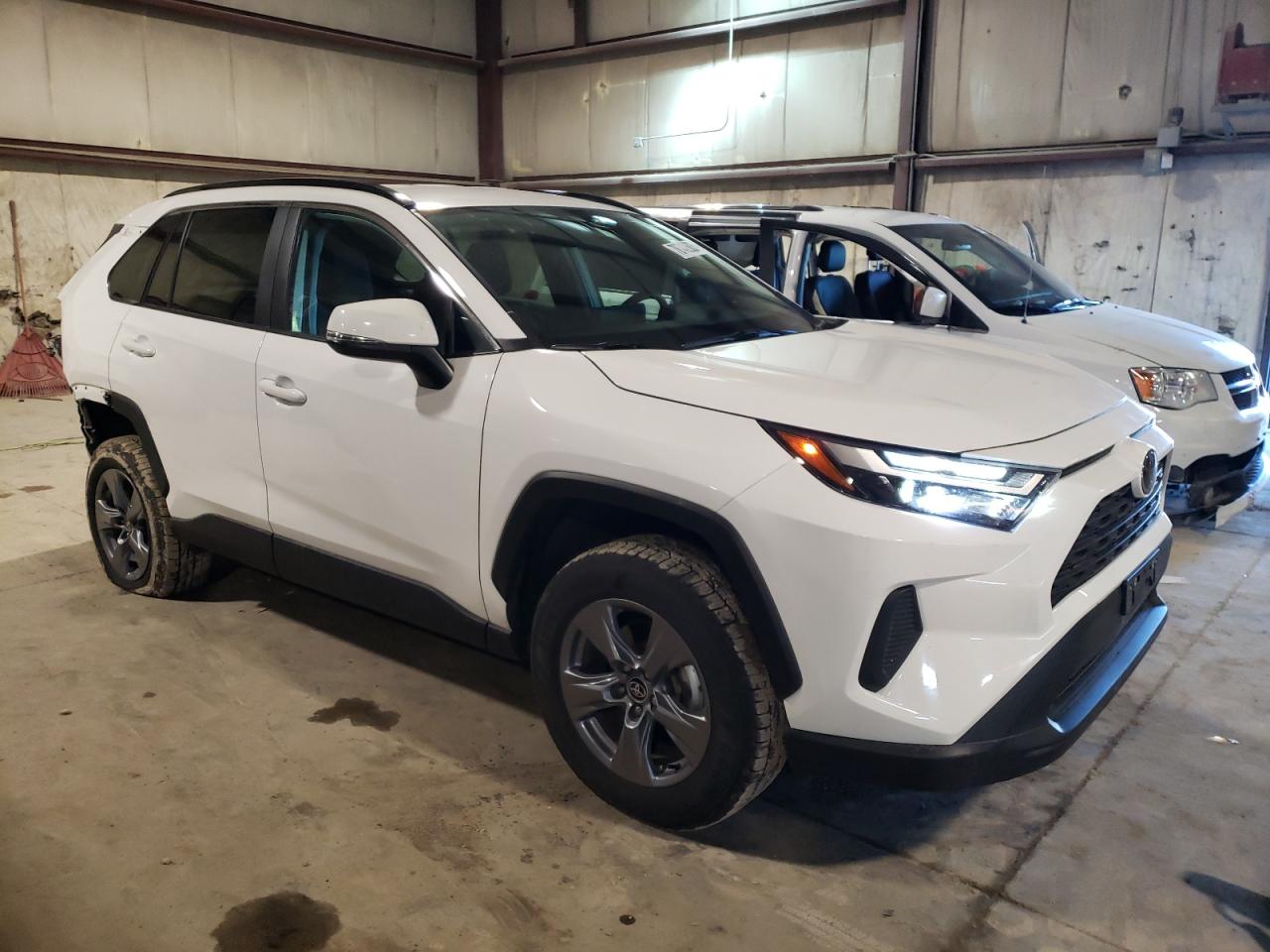 2022 TOYOTA RAV4 XLE VIN:2T3P1RFV6NC274858