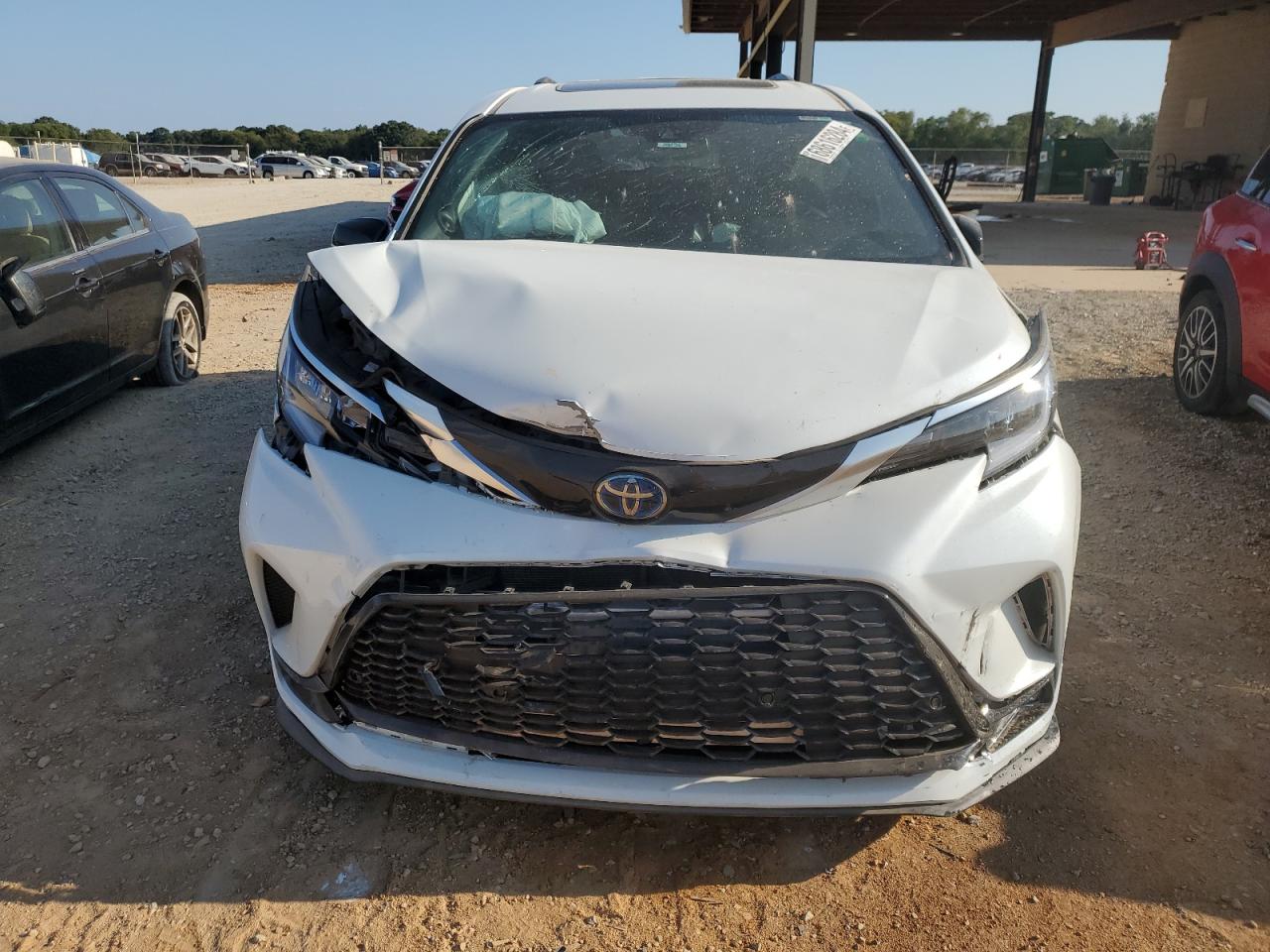 2023 TOYOTA SIENNA XSE VIN:5TDCSKFC7PS074611