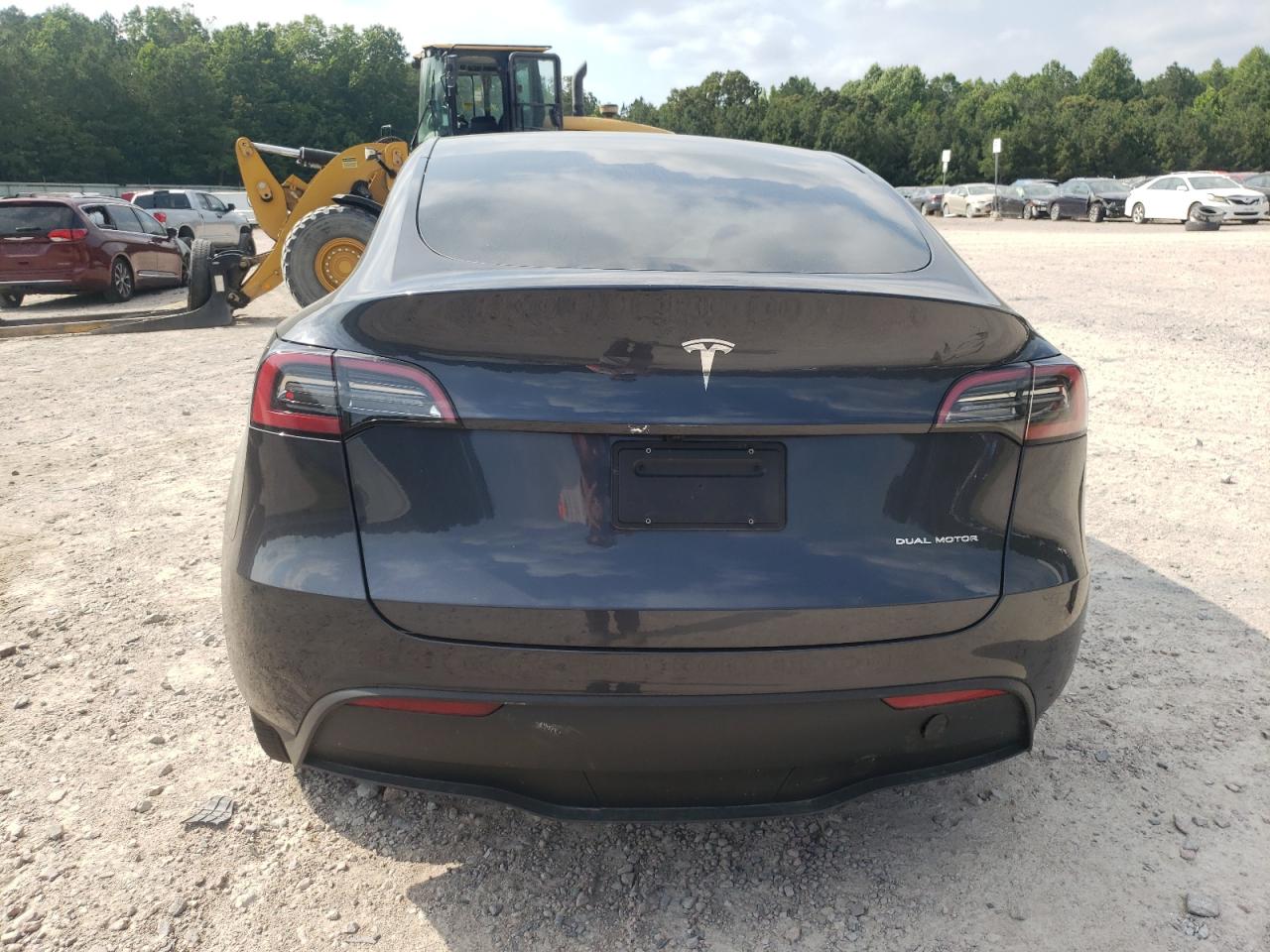 2024 TESLA MODEL Y  VIN:7SAYGDEE6RA255311