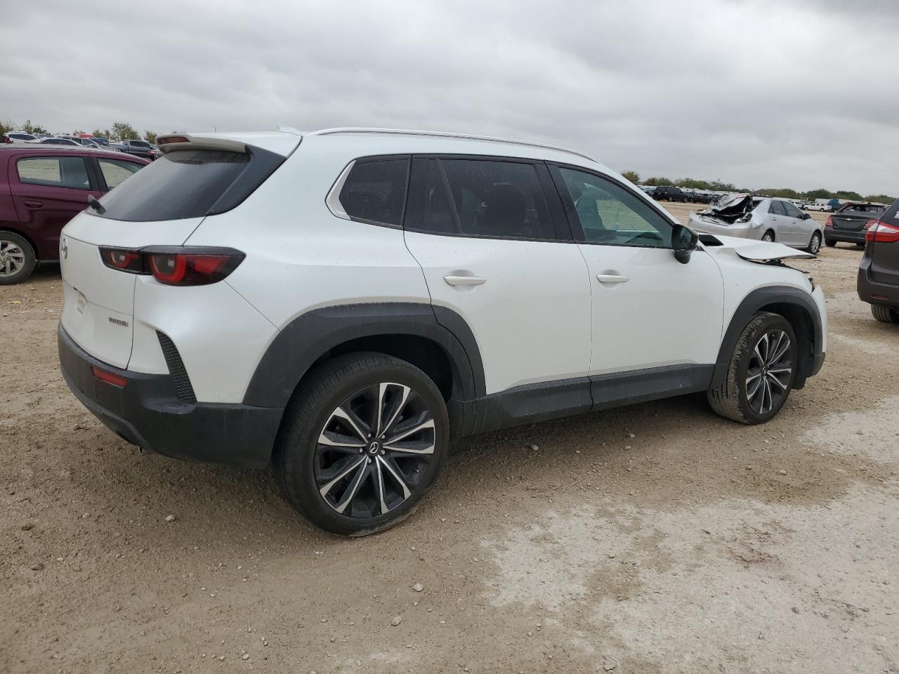 2024 MAZDA CX-50 PREMIUM PLUS VIN:7MMVABEM7RN184718