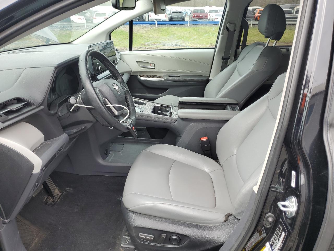 2022 TOYOTA SIENNA XLE VIN:5TDYSKFC2NS057332