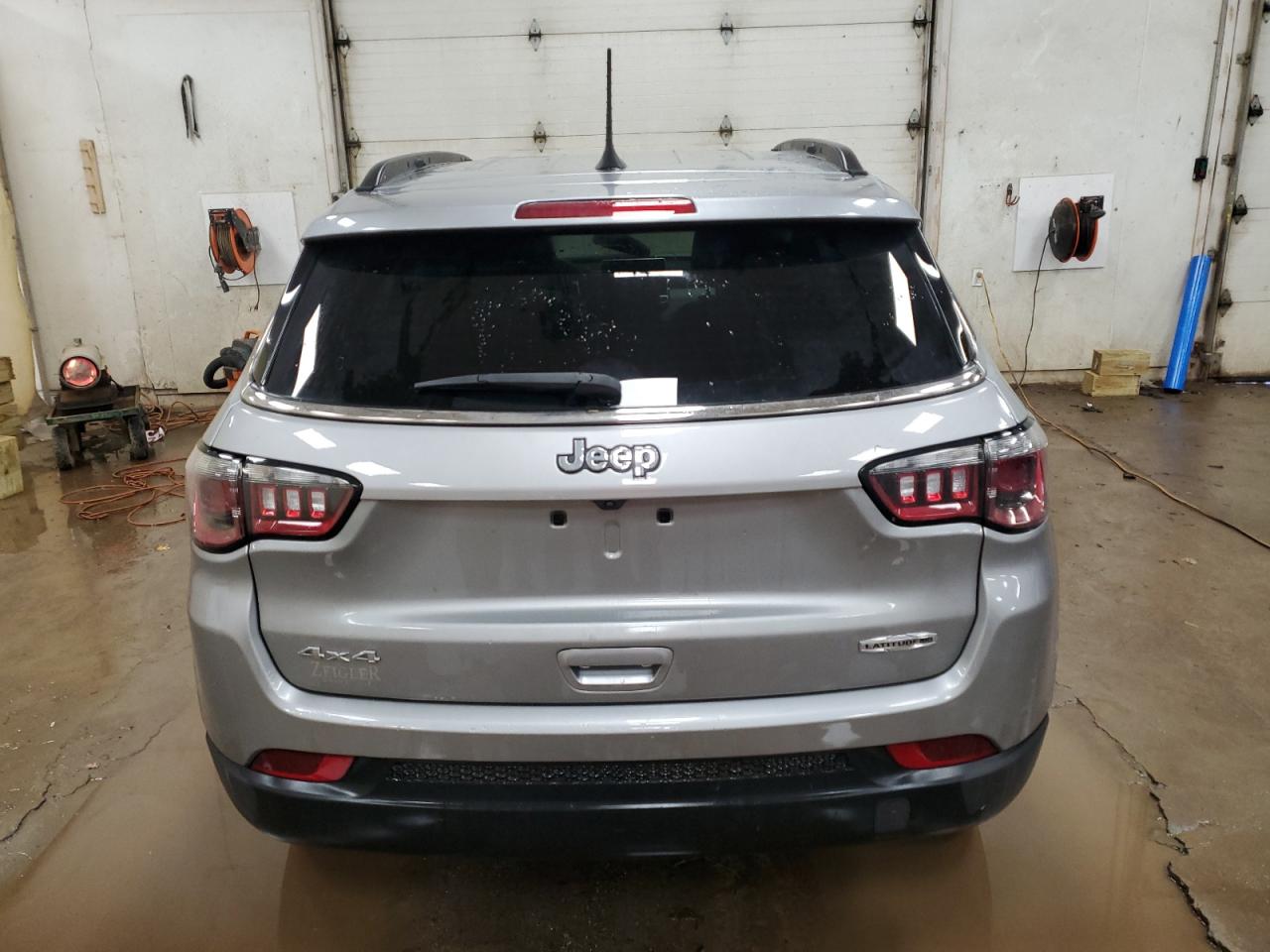 2022 JEEP COMPASS LATITUDE LUX VIN:3C4NJDFB6NT224564