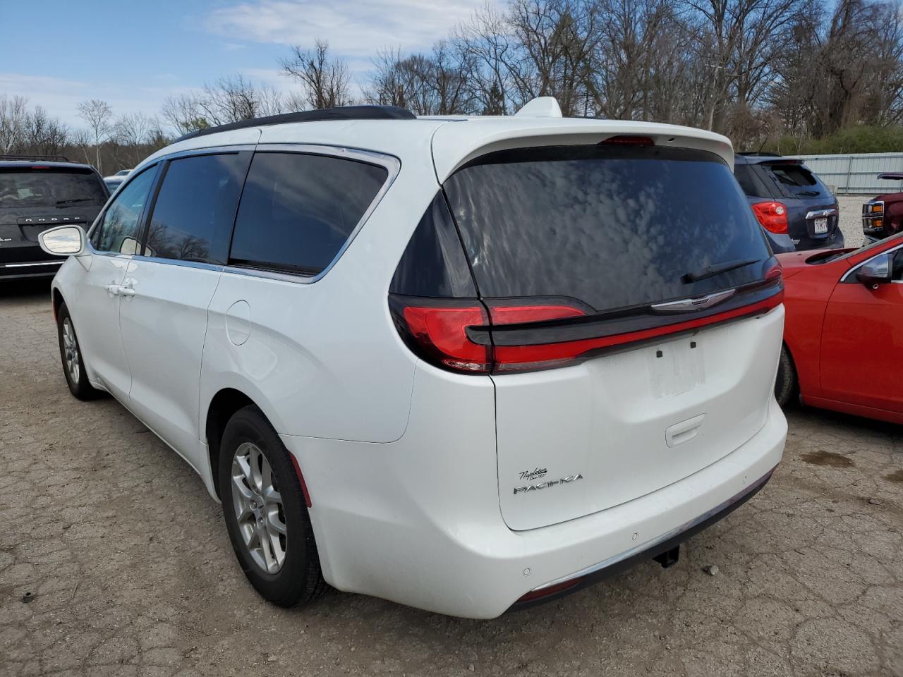 2022 CHRYSLER PACIFICA TOURING L VIN:2C4RC1BGXNR157675