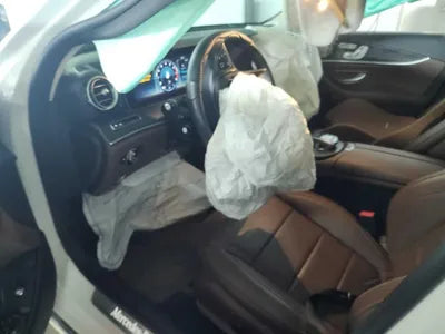 2018 Mercedes-Benz E 300 VIN: