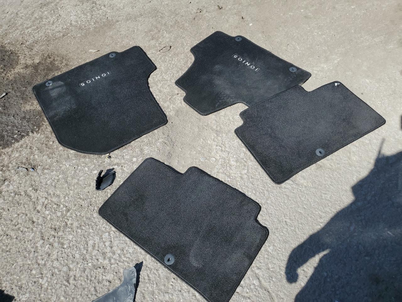 2024 HYUNDAI IONIQ 5 SE VIN:KM8KM4DE4RU251194