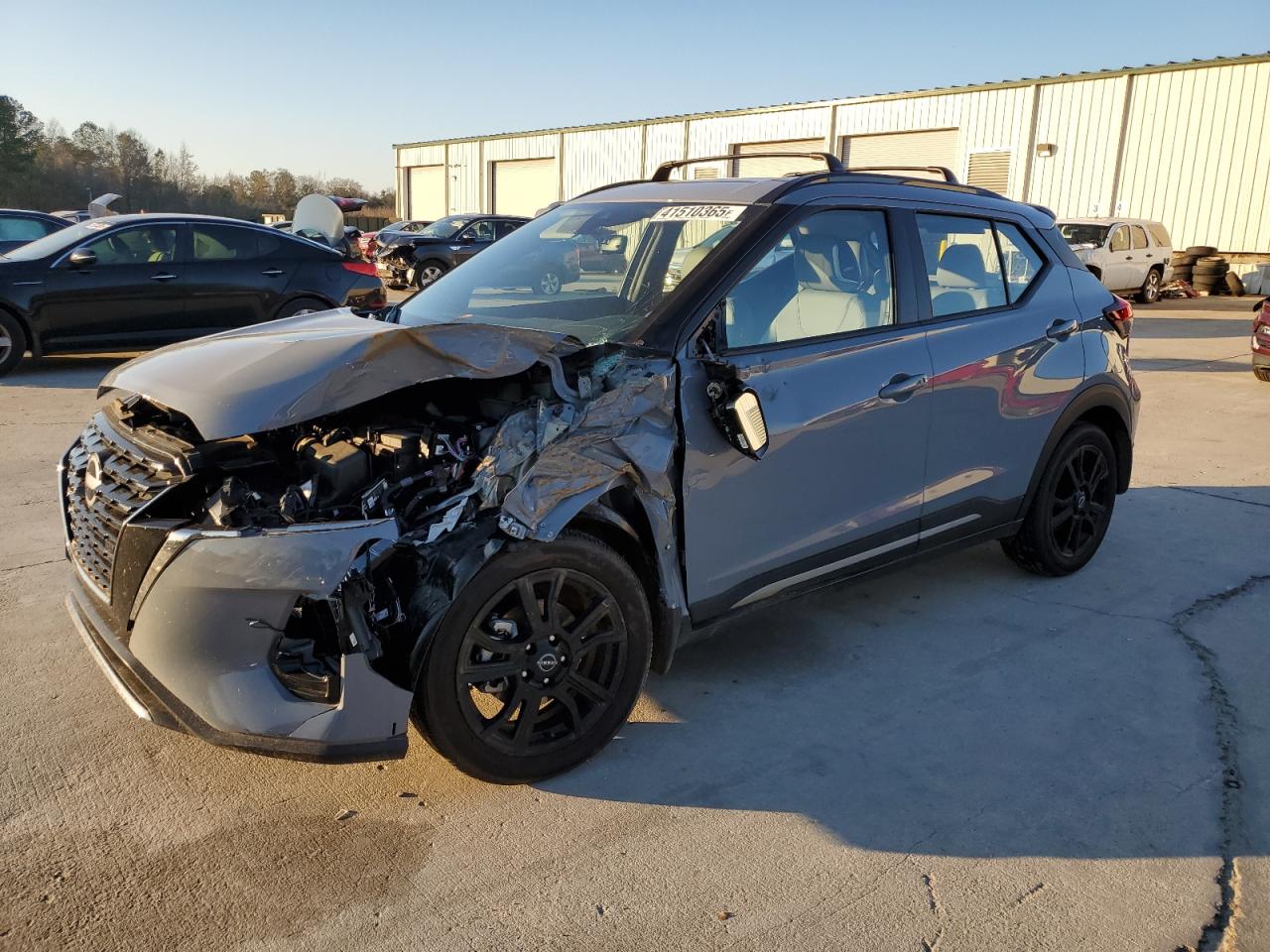 2024 NISSAN KICKS SR VIN:1C3CCBAB1EN238311