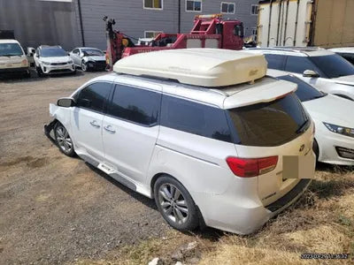 2017 Kia Carnival VIN: