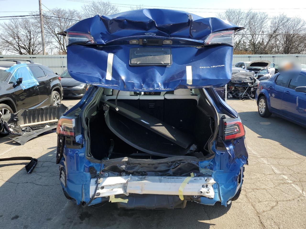 2023 TESLA MODEL Y  VIN:7SAYGDEE6PF809768