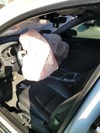 2016 Audi 80 YV1AS73BDG1199096 VIN:YV1AS73BDG1199096