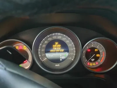 2015 Mercedes-Benz E 300 VIN: