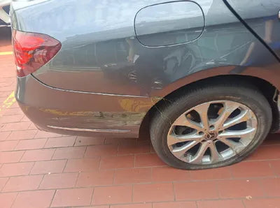 2019 Mercedes-Benz E 300 WDDZF4KB1KA559765 VIN:WDDZF4KB1KA559765