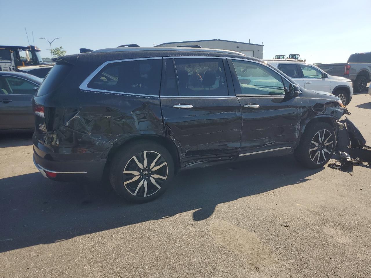 2022 HONDA PILOT TOURING VIN:5FNYF6H98NB002837