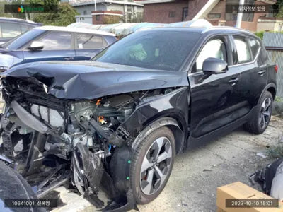 2022 Volvo XC40 YV1XZK920P2969990 VIN:YV1XZK920P2969990