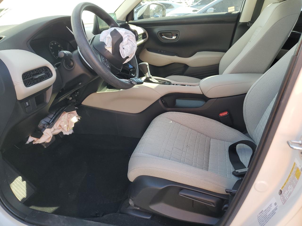 2024 HONDA HR-V LX VIN:3CZRZ2H35RM708059