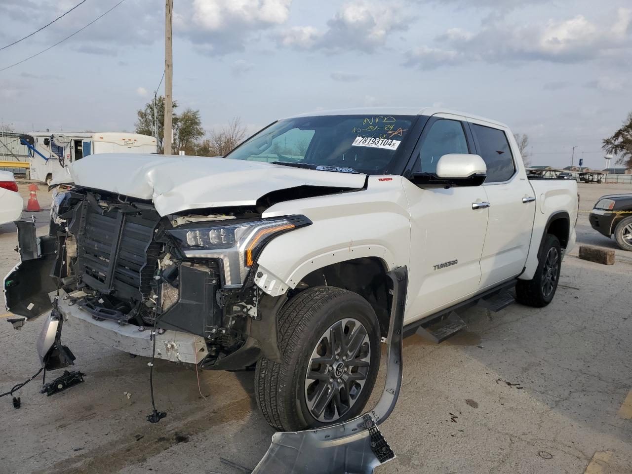 2022 TOYOTA TUNDRA CREWMAX LIMITED VIN:5TFJC5AB3NX001568