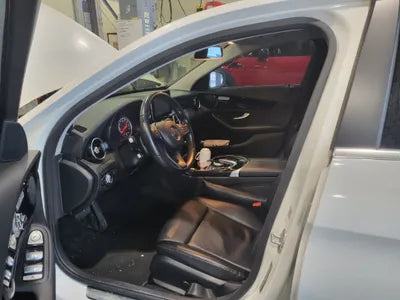 2015 Mercedes-Benz C 200 VIN: