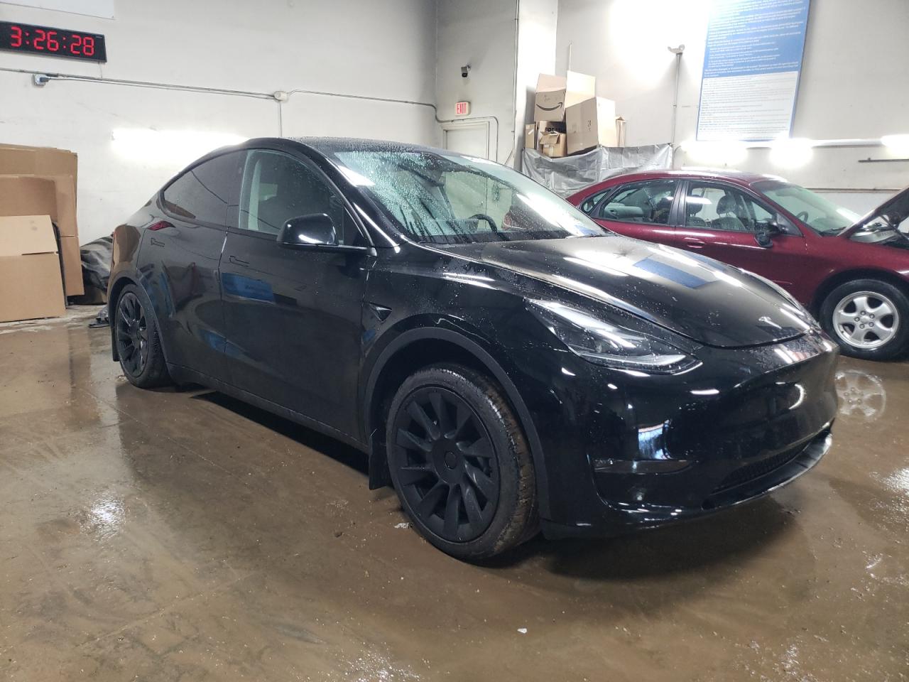 2024 TESLA MODEL Y  VIN:7SAYGAEE9RF111091