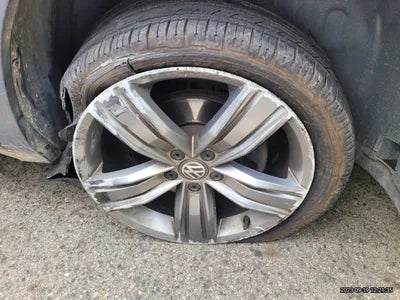 2018 Volkswagen Tiguan 439KMWVGZZZ5NZJW9 VIN:439KMWVGZZZ5NZJW9