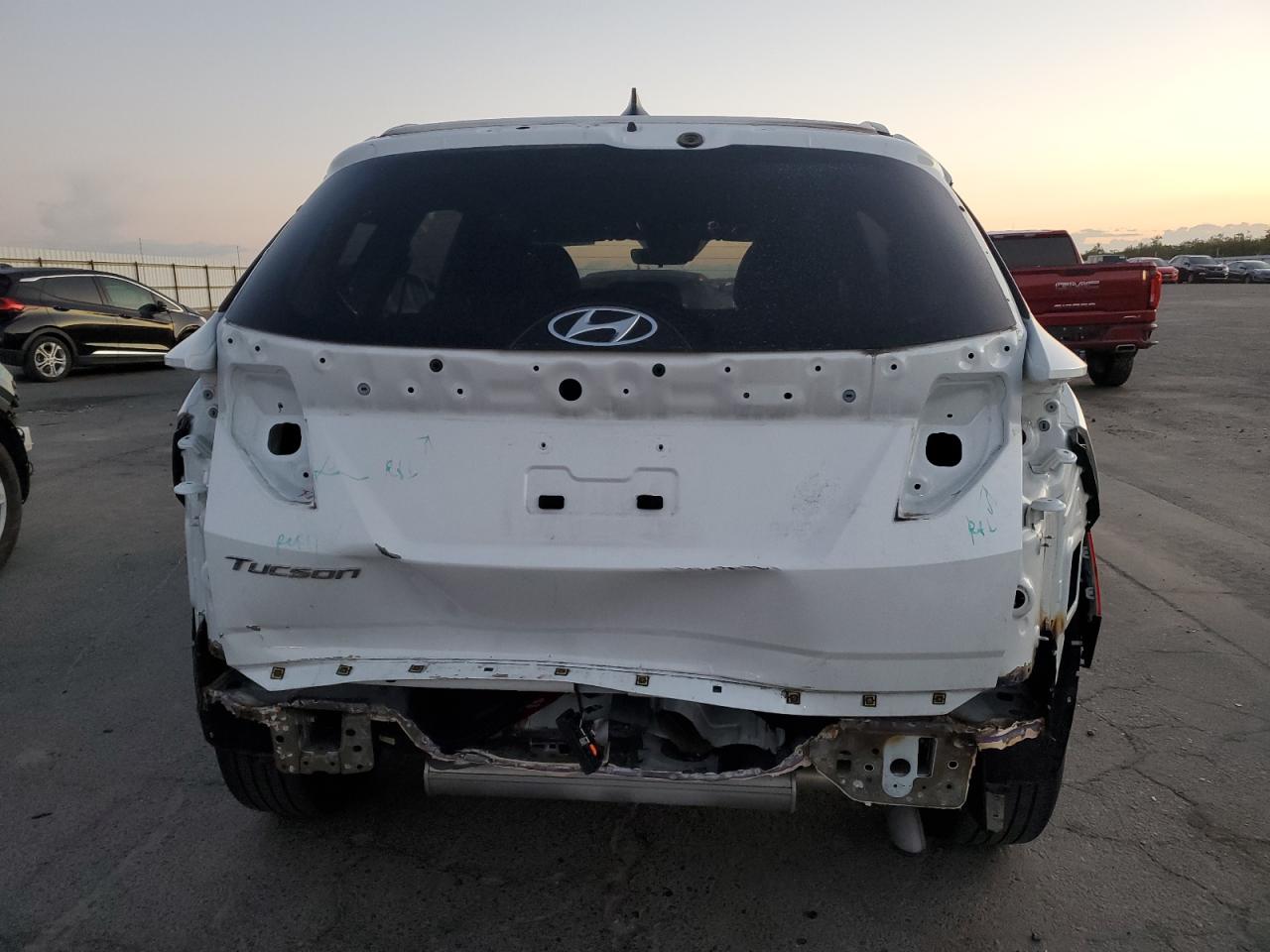 2022 HYUNDAI TUCSON SEL VIN:5NMJB3AE6NH000134