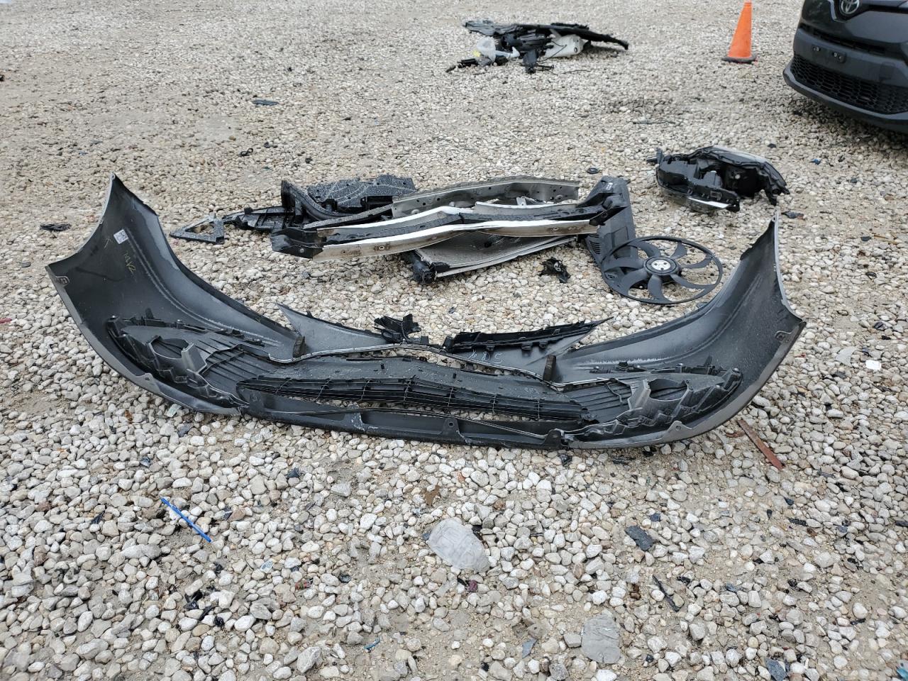 2022 TOYOTA CAMRY LE VIN:4T1C11AKXNU632273