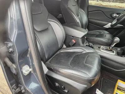 2017 Jeep Cherokee VIN: