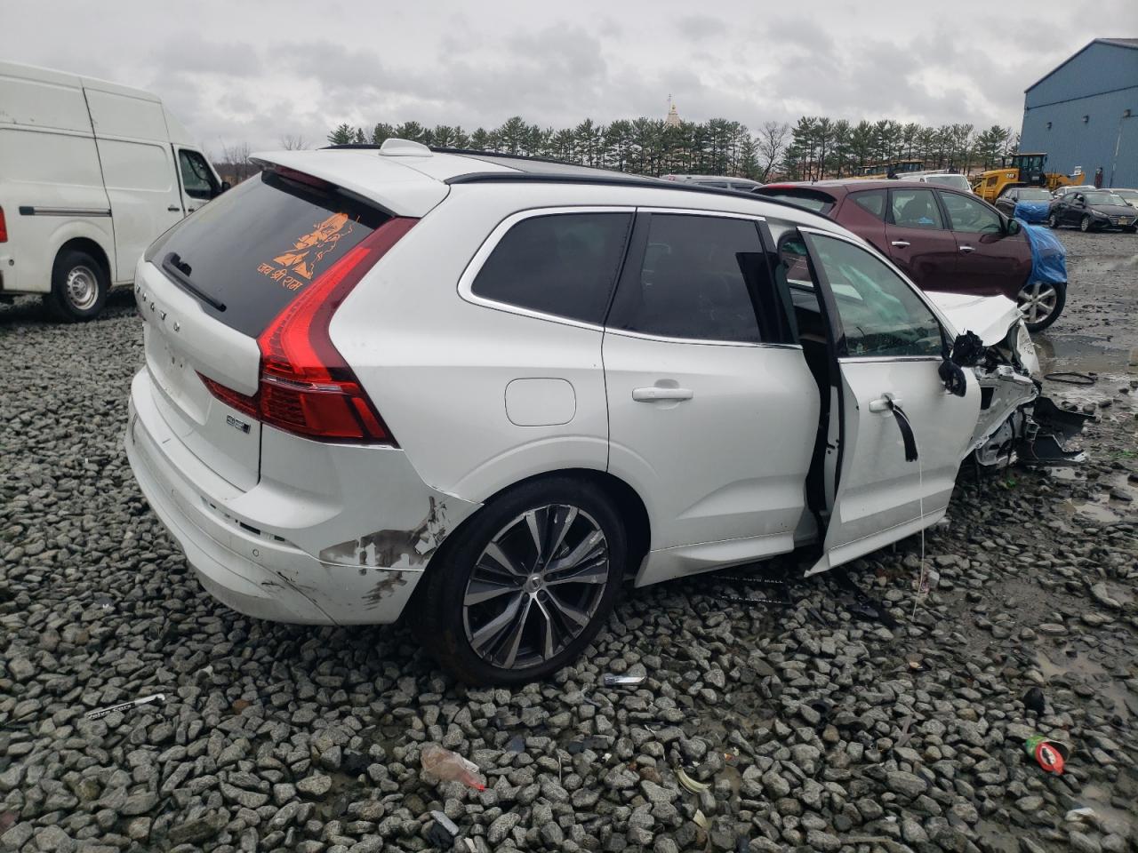 2022 VOLVO XC60 B5 MOMENTUM VIN:YV4L12RK3N1088678