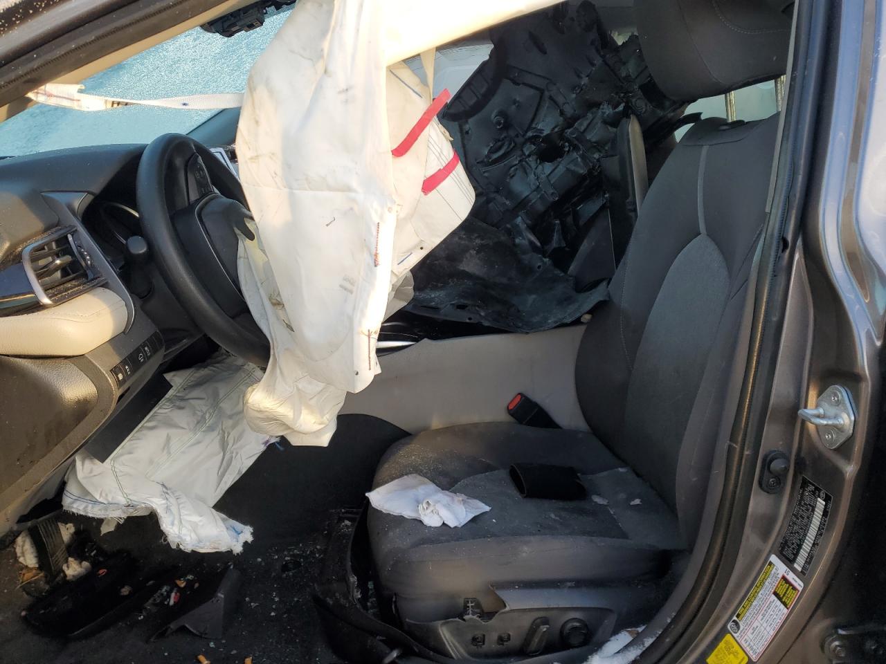 2022 TOYOTA CAMRY LE VIN:4T1C11AK6NU640046