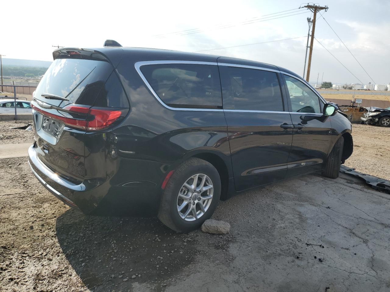 2023 CHRYSLER PACIFICA TOURING L VIN:2C4RC1BG0PR596693