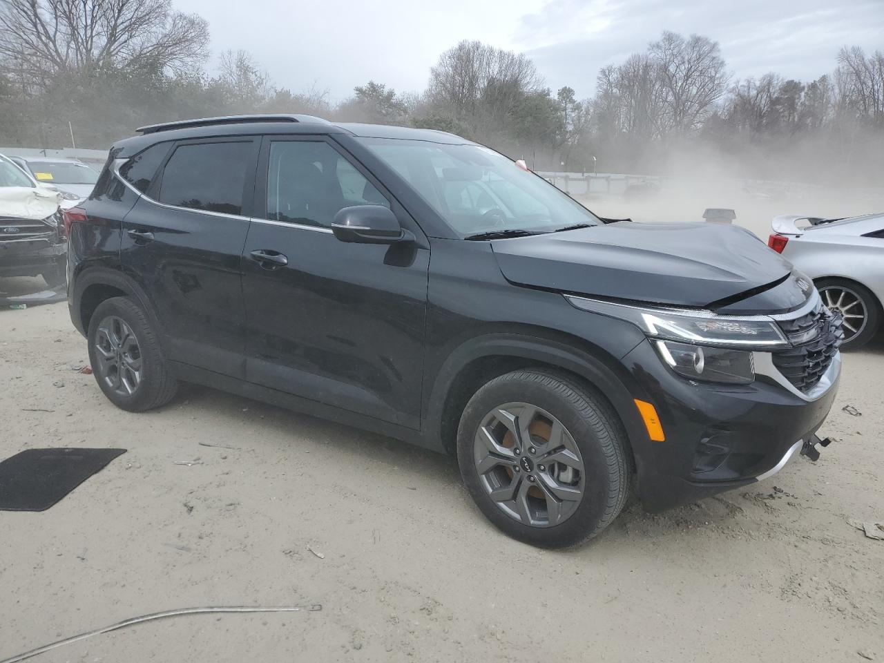2024 KIA SELTOS S VIN:KNDEUCAA7R7569824